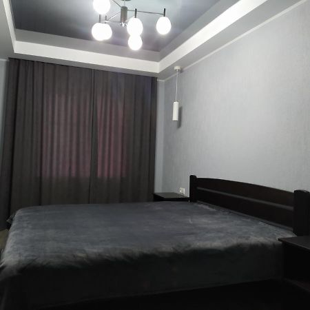 2Rooms Apartment - 181 Gogol Street Zaporizhia Ngoại thất bức ảnh