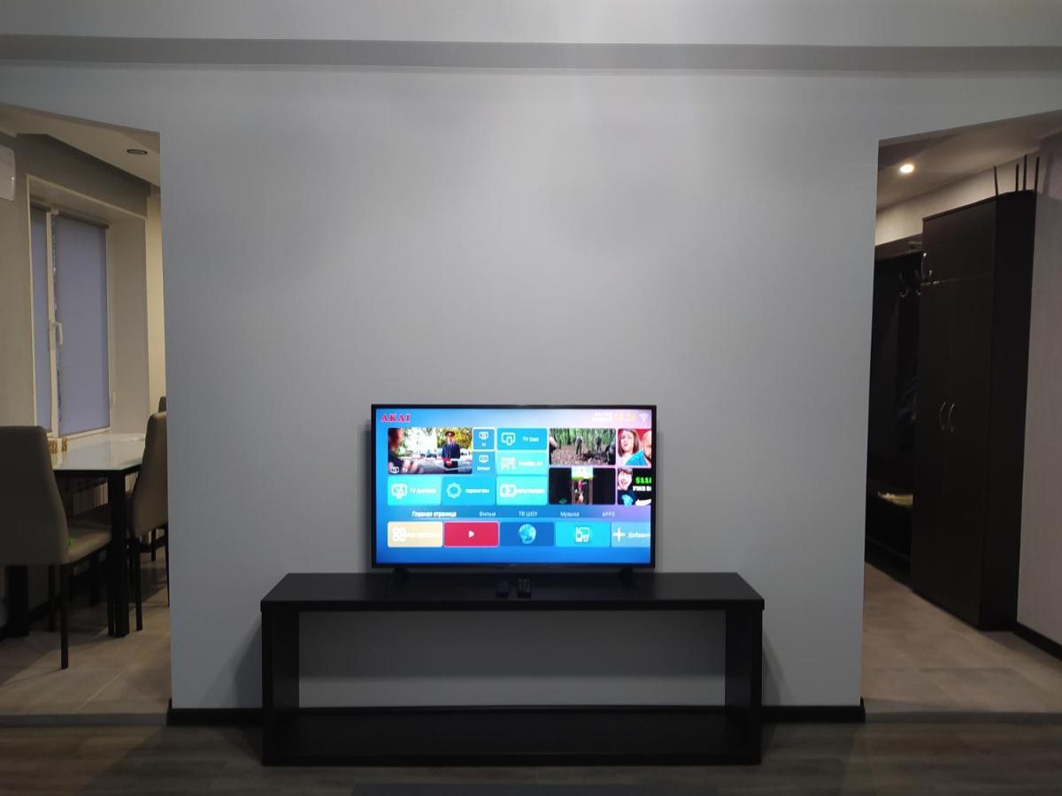 2Rooms Apartment - 181 Gogol Street Zaporizhia Ngoại thất bức ảnh