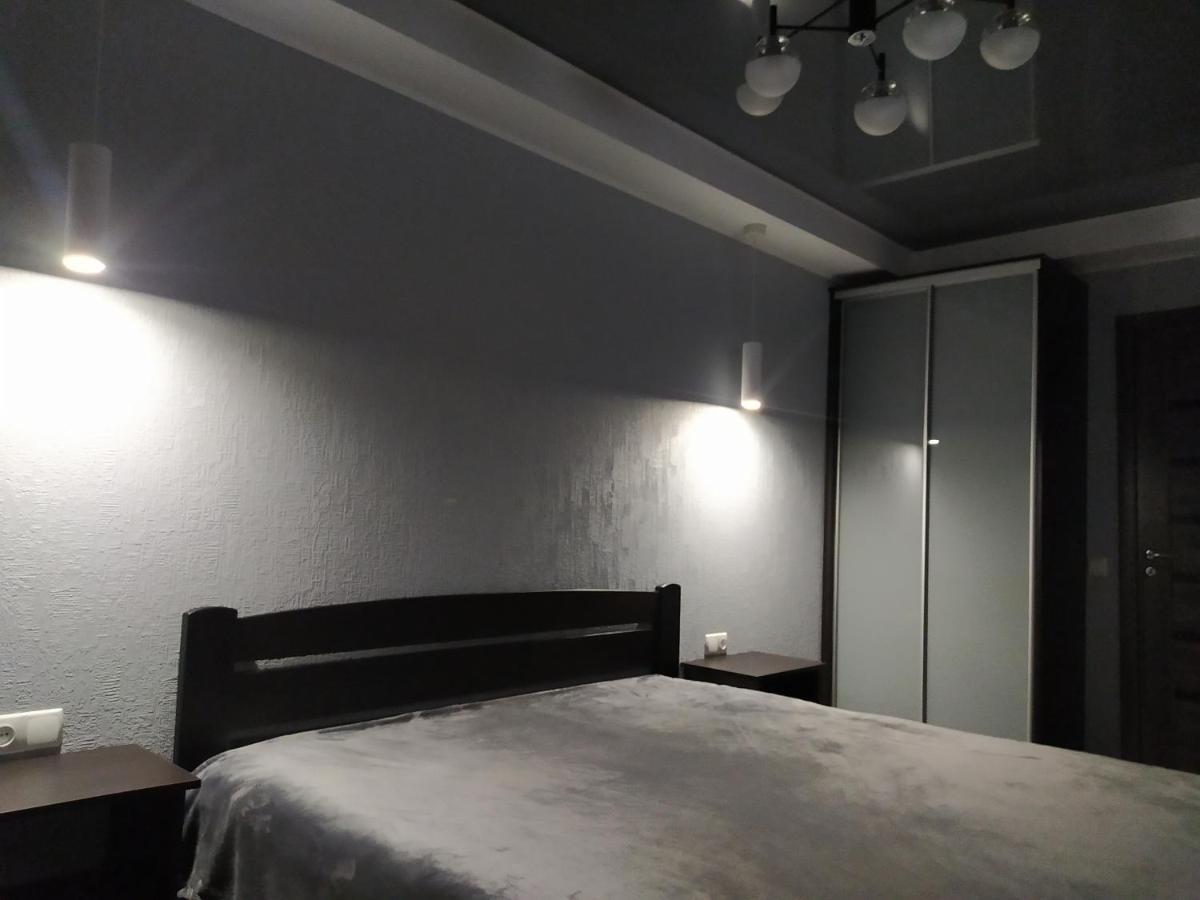2Rooms Apartment - 181 Gogol Street Zaporizhia Ngoại thất bức ảnh