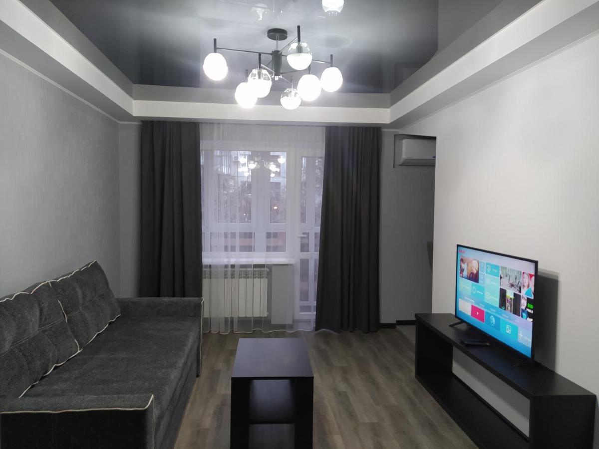 2Rooms Apartment - 181 Gogol Street Zaporizhia Ngoại thất bức ảnh